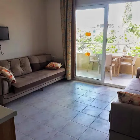 Aparthotel Highlife 3*