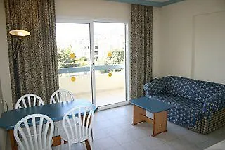 Highlife Aparthotel